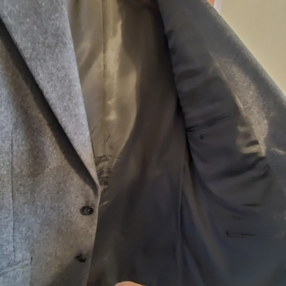 OSCAR DE LA RENTA CASHMERE WOOL BLEND. SPORTS COAT GRAY 40R